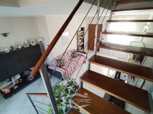 APPARTAMENTO BILIVELLO CON BOX AUTO INCLUSO NEL PREZZO