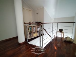APPARTAMENTO BILIVELLO CON BOX AUTO INCLUSO NEL PREZZO