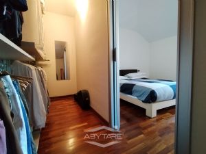 APPARTAMENTO BILIVELLO CON BOX AUTO INCLUSO NEL PREZZO