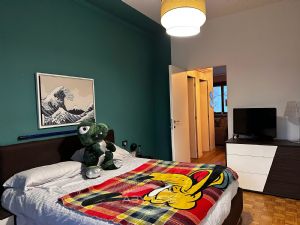 AMPIO BILOCALE IN CONTESTO SIGNORILE