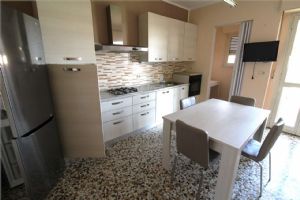 BORGO MELANO TRILOCALE PANORAMICO LIBERO SUBITO