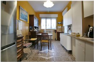 5 Locali vendesi Torino Via Plava 121