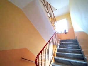 TRILOCALE IN OTTIMO STATO CON DOPPIA ESPOSIZIONE