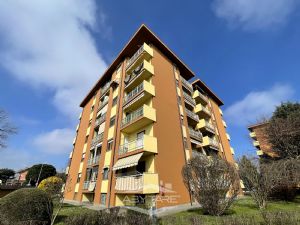 4 locali vendita Via Santa Maria 47 Moncalieri