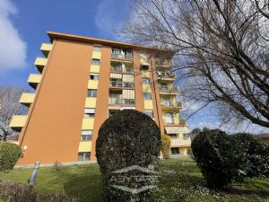 4 locali vendita Via Santa Maria 47 Moncalieri