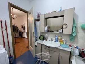 4 locali vendita Via Santa Maria 47 Moncalieri