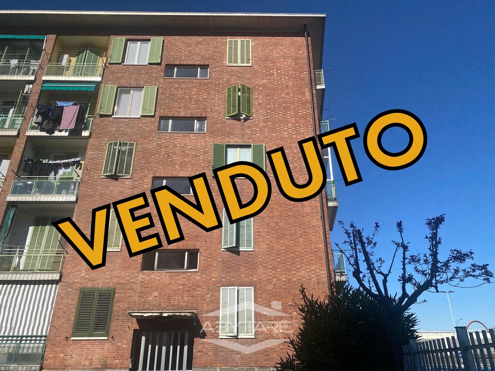 3 LOCALI PRESSI PALAZZO DELLA REGIONE