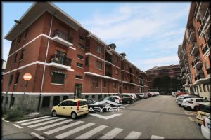 Magazzino - Borgo San pietro, Via Leopardi 18