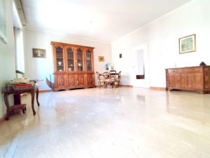 APPARTAMENTO DI 170 MQ CON DOPPI INGRESSI !