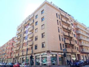APPARTAMENTO DI 170 MQ CON DOPPI INGRESSI !