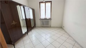 FRAZIONE VALENZANI -CASA INDIPENDENTE CON GIARDINO