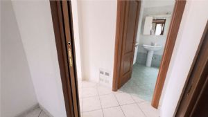 FRAZIONE VALENZANI -CASA INDIPENDENTE CON GIARDINO