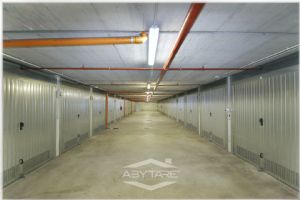 Box auto vendita Torino Piazza Guala