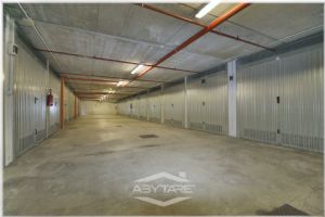 Box auto vendita Torino Piazza Guala