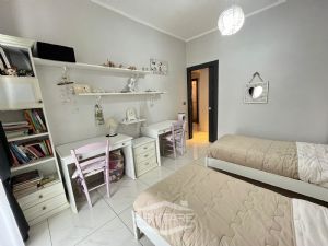 Trilocale ristrutturato piano alto Nichelino centro
