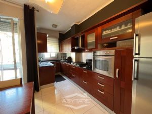 Trilocale ristrutturato piano alto Nichelino centro