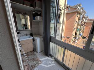 Trilocale ristrutturato piano alto Nichelino centro