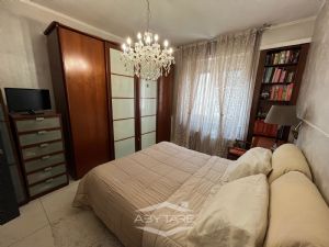 Trilocale ristrutturato piano alto Nichelino centro