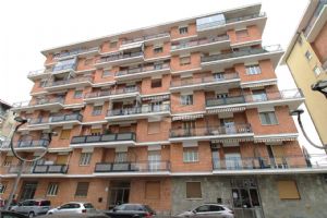 BORGO MELANO TRILOCALE PANORAMICO LIBERO SUBITO