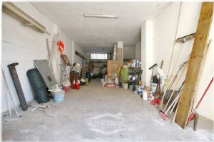Magazzino Vendita Torino Via C.Riccio 21