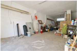 Magazzino Vendita Torino Via C.Riccio 21