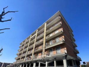 Trilocale di ampia metratura zona Superga