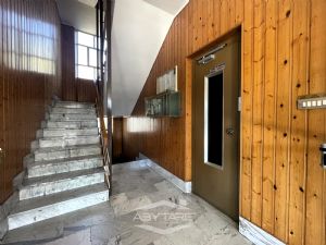 Trilocale di ampia metratura zona Superga
