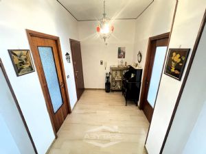 Trilocale di ampia metratura zona Superga