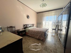 Trilocale di ampia metratura zona Superga