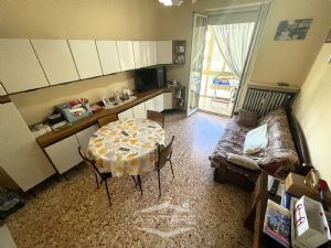 Trilocale di ampia metratura zona Superga
