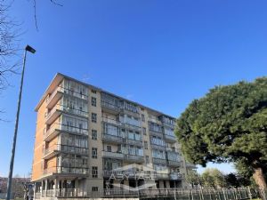 Trilocale di ampia metratura zona Superga