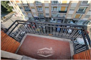 Bilocale ultimo piano panoramico centro Nichelino