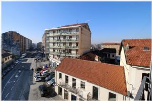 4 Locali centro Nichelino Via Torino