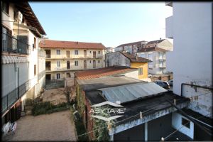 Trilocale indipendente in vendita Nichelino via Torino