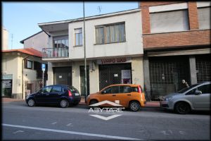 Trilocale indipendente in vendita Nichelino via Torino