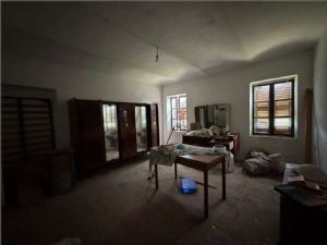 Cascina Indipendente con Terreno a Valmaggiore