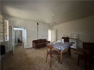 Cascina Indipendente con Terreno a Valmaggiore