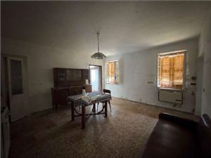 Cascina Indipendente con Terreno a Valmaggiore