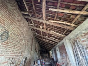 ROCCA D’ARAZZO (AT) – CASCINA LIBERA SU 4 LATI