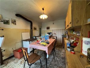 ROCCA D’ARAZZO (AT) – CASCINA LIBERA SU 4 LATI