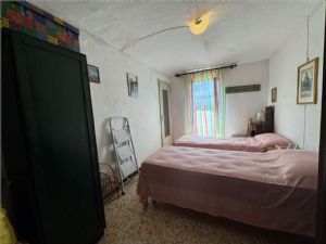 ROCCA D’ARAZZO (AT) – CASCINA LIBERA SU 4 LATI
