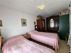 ROCCA D’ARAZZO (AT) – CASCINA LIBERA SU 4 LATI