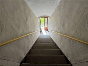 ROCCA D’ARAZZO (AT) – CASCINA LIBERA SU 4 LATI