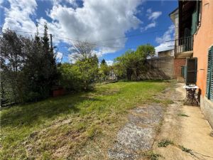 ROCCA D’ARAZZO (AT) – CASCINA LIBERA SU 4 LATI