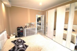 FORNACI QUADRILOCALE IN COMPLESSO CON PISCINA