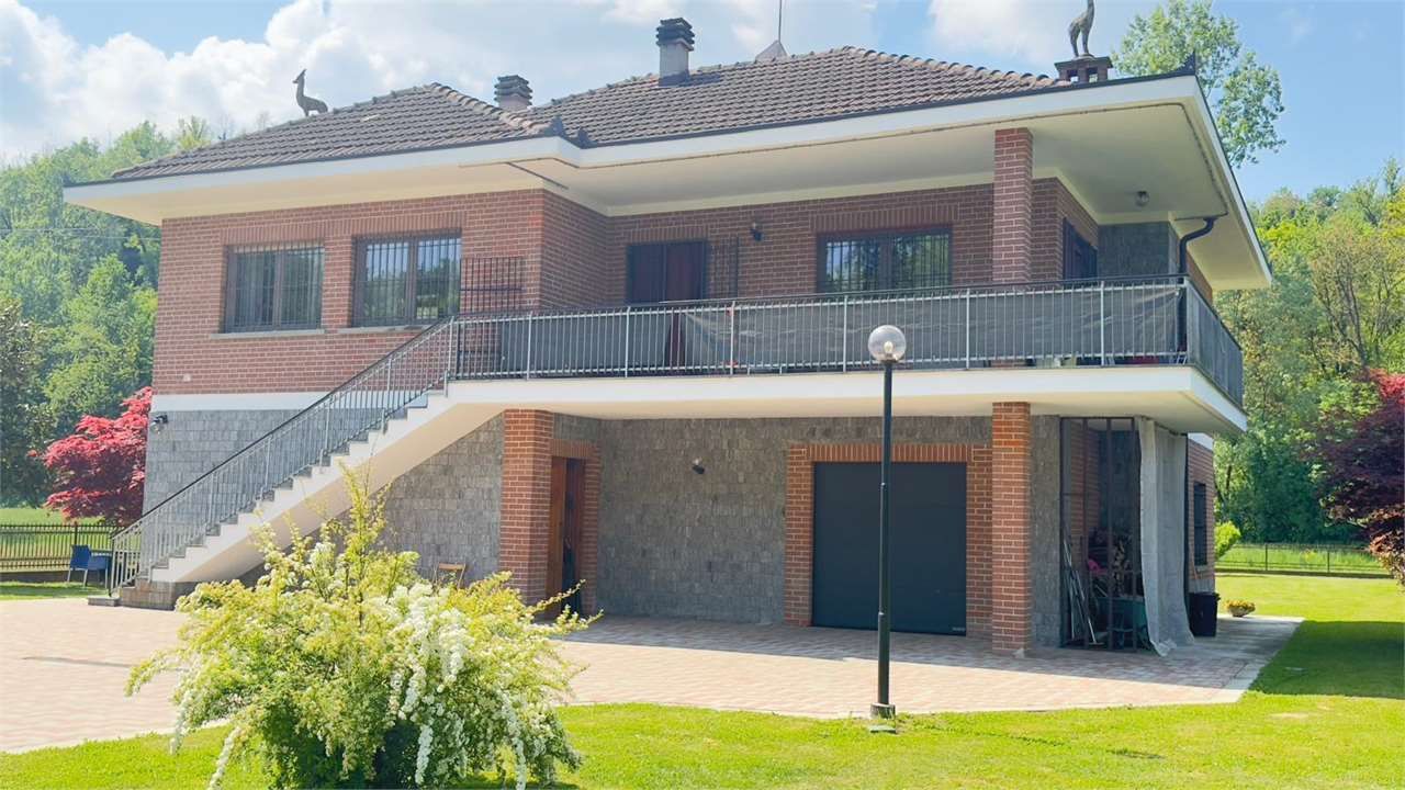 SAN DEFENDENTE-VILLA INDIPENDENTE CON GIARDINO