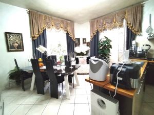 QUADRILOCALE CON DOPPI SERVIZI, MANSARDA E CANTINA