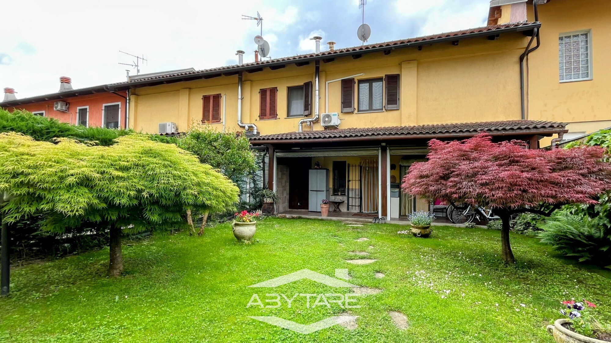 Casa semindipendente con giardino in Borgata Brassi