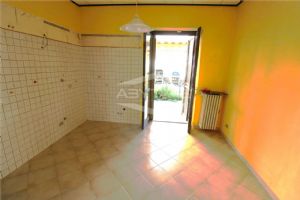 BEINASCO PORZIONE DI BIFAMILIARE AL PIANO TERRENO