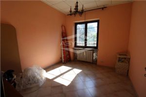 BEINASCO PORZIONE DI BIFAMILIARE AL PIANO TERRENO